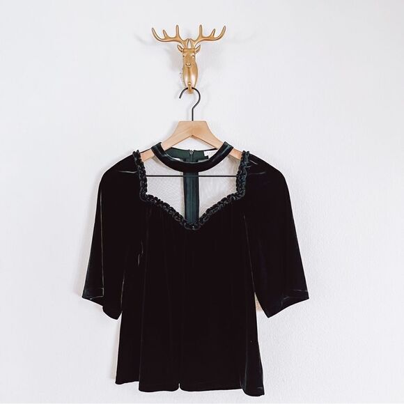 foxiedox Tops - Foxiedox women's Black Mesh Neck Line Blouse Top XS